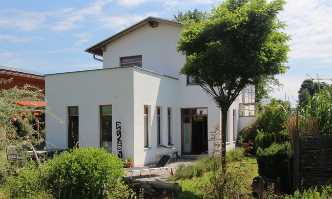Murnau am Staffelsee House | Central holiday home in the countryside for families with and without pets