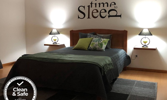 Ribeira Grande House | Central House is located on the main street of Ribeira Grande.