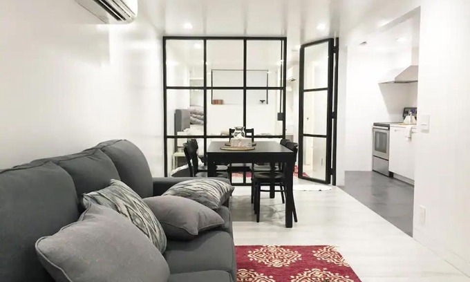 East Flatbush Apartment | Central Location Brooklyn Stay at Rem-Casa