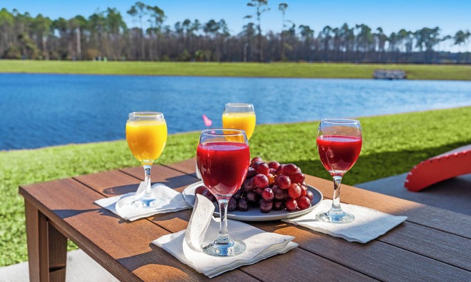 Myrtle Beach House | Central location Modern Lakefront 2 king-Suite 3 Bedroom 3 Full Bathroom