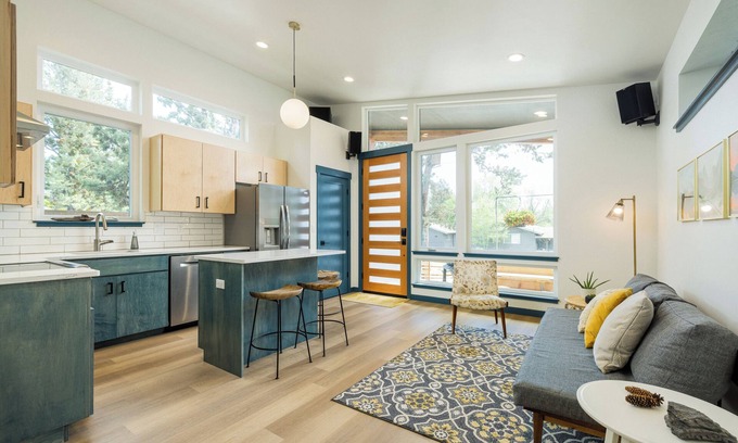 Larkspur House | Central location. Quiet, modern home. EV charger.