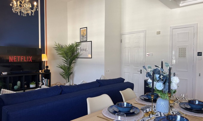 Pimlico Apartment | Central London Flat - Next to Victoria, Buckingham palace, with views of Big Ben