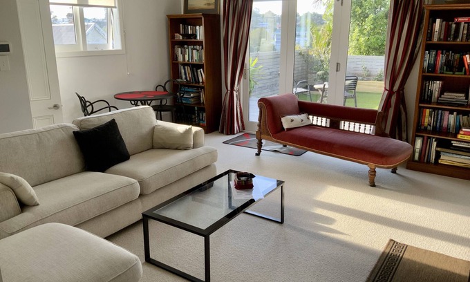 Grey Lynn Apartment | Central luxury Garden Flat - Grey Lynn