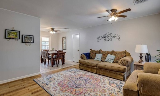 Monroe House | Central Monroe, Pet Friendly, Fiber Internet, Carport!