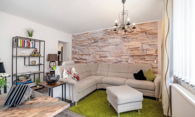 Kell am See Apartment | Central, quiet and modern apartment with balcony