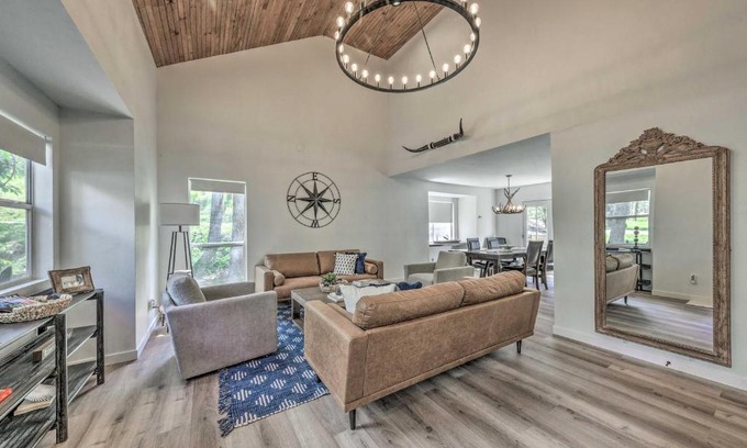 Ruidoso House | Central Ruidoso Retreat with Deck and Game Room!