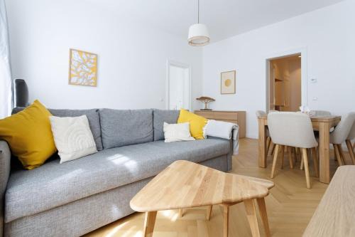 Matzleinsdorf Apartment | Central Stylish Apartment near Opera
