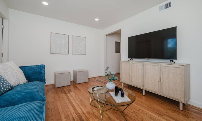 Civil Rights Historic District Condo | Central Suite B - 2 Bedrooms/King Bed/Parking
