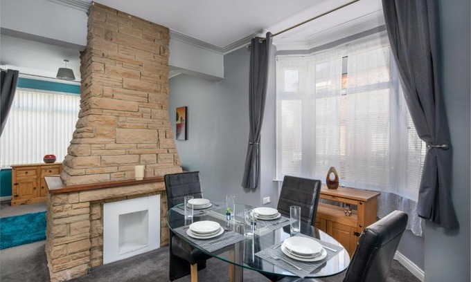Thornaby On Tees Apartment | Central thornaby rooms