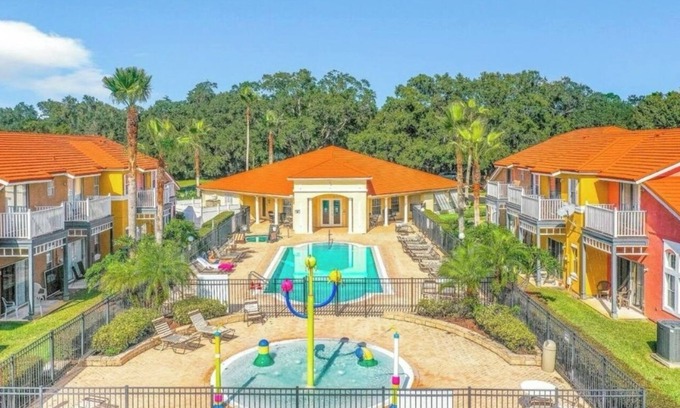 Kissimmee House | Central to all the fun Disney