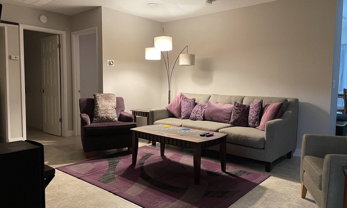 Spring Valley House | Central west of Strip location with pool!