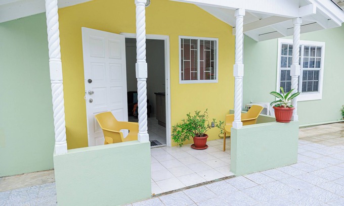 Wanapa Apartment | Central Willemstad Rental – Ideal for Exploring Curaçao.