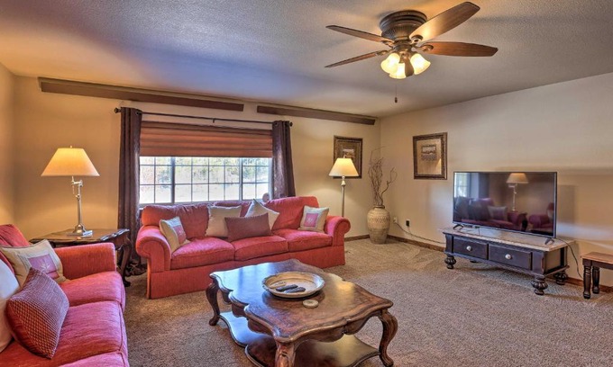 Deadwood Apartment | Centrally-Located Deadwood Apt with Mountain Views!