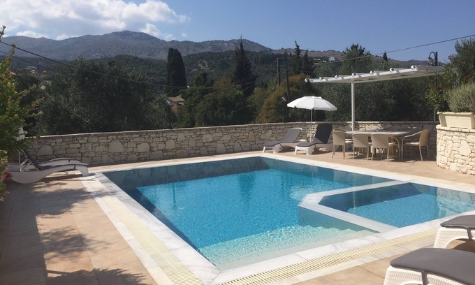 Kassiopi Villa | Centrally located villa in Kassiopi. Totally private - big pool - lovely views