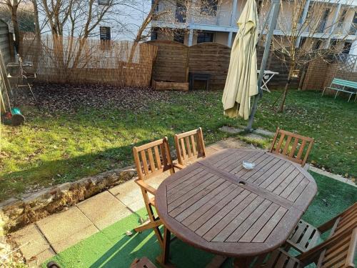 Morteau Apartment | Centre ville jardin privatif