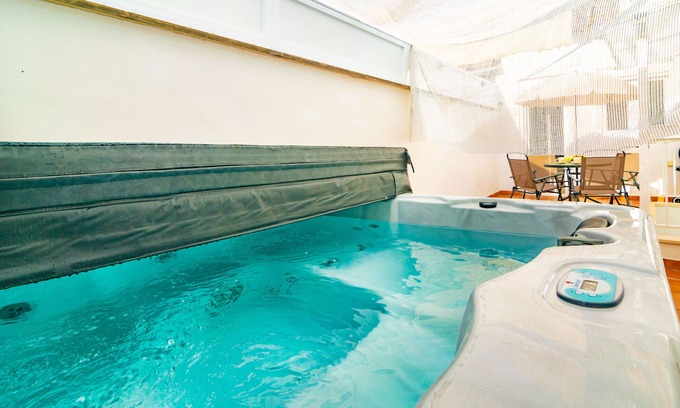 Pere Garau House | CENTRIC - Modern townhouse with nice terrace in the heart of Palma. Free WiFi