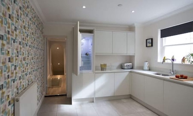 Bath Apartment | Ceres – 2 storey stunning apartment with c