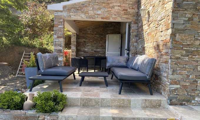 Cervione Apartment | CERVIONE, ground floor villa for 2 people - Heated swimming pool