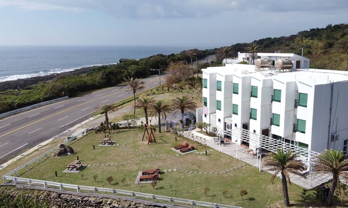 Eluan House | Cest la vie B&B