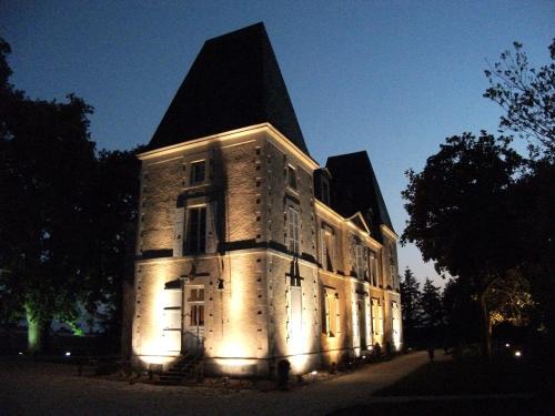 Sainte-Cecile Bed & Breakfast | Château de Bellevue