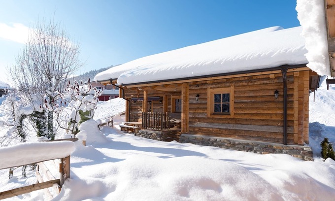 Sankt Martin am Tennengebirge Ski Chalet | Chalet in St. Martin with Sauna & Hot Tub