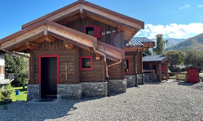 La Toussuire Ski Chalet | Chalet "La Bèla Via"