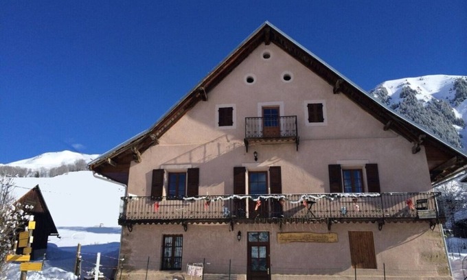 Saint-Jean-d'Arves Ski Chalet | Chalet édelweiss, 4/5pers,terrace,Savoie, mountain, 2 bedrooms, 3*, France