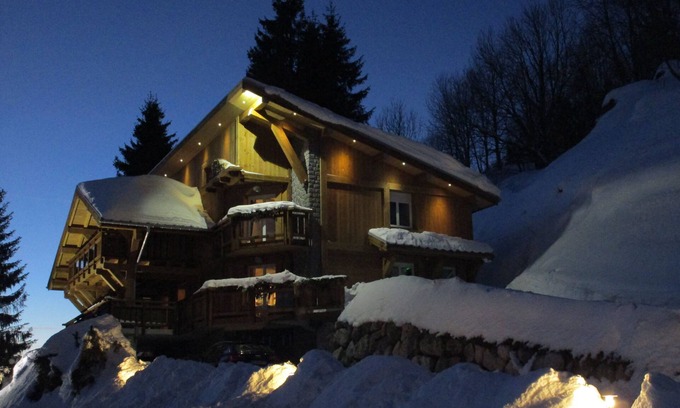 Gerardmer Ski Chalet | Chalet 15/20 Pers Piscine , Spaneo, Sauna, Kota-grill,wifi