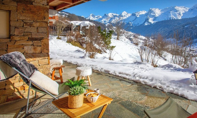 Le Grand-Bornand Ski Chalet | Chalet Aravista - Mountain break for 10 breathtaking views - OVO Network