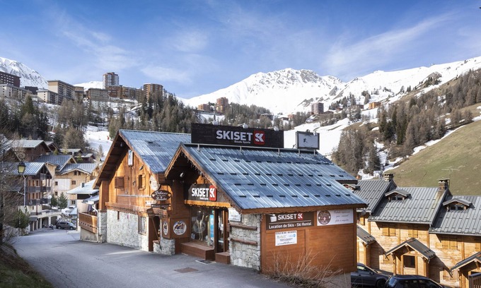 Plagne 1800 Ski Chalet | Chalet Boudu, 7 people, modern, with a beautiful terrasse, Plagne 1800