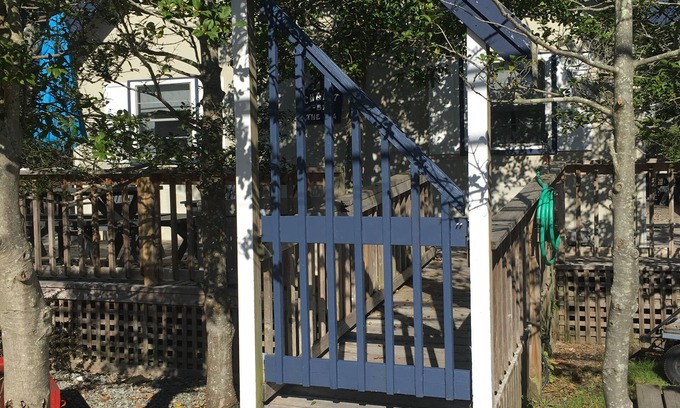 Kismet House | Chalet-by-the-Sea