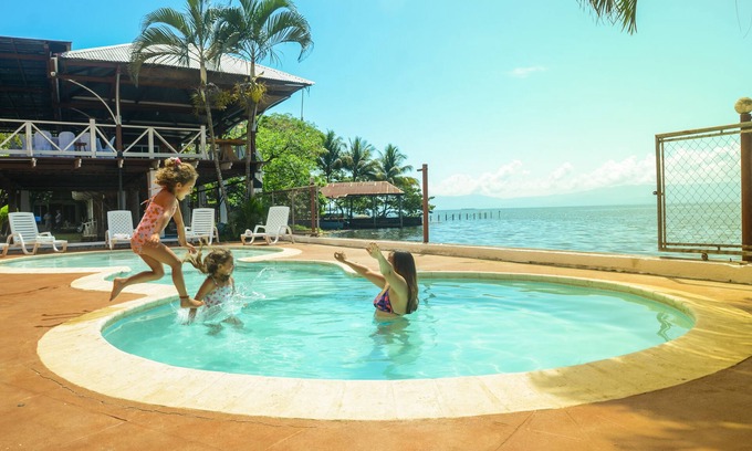 El Estor Hotel | Chalet Castillo