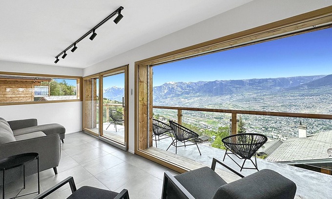 Sion Ski Chalet | Chalet Commaraf! - Swiss Alp 4 Vallées