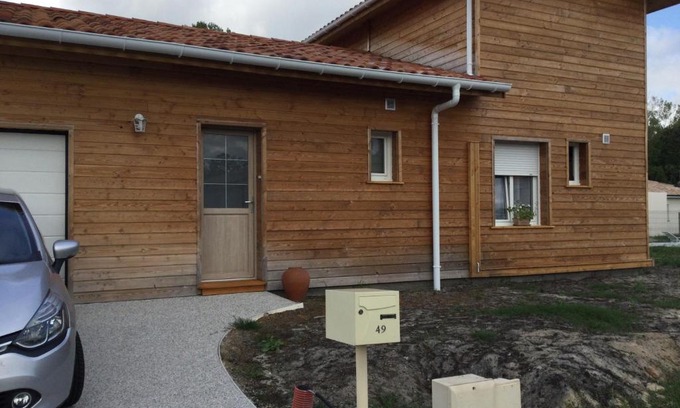 Aureilhan Ski Chalet | Chalet convivial