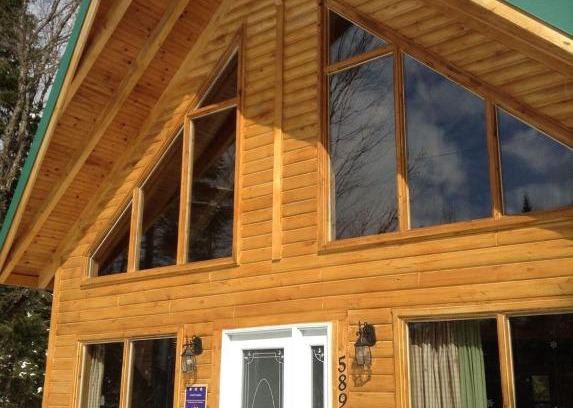 Notre-Dame-Auxiliatrice-de-Buckland Ski Chalet | Chalet d'Anna