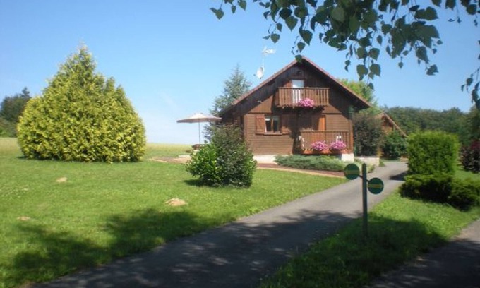 Le Val-d'Ajol Cottage | Chalet de charme avec grand terrain à proximité de Plombières-les-Bains