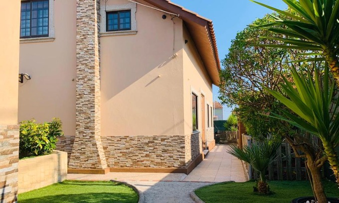 Aguino Apartment | Chalet en Castiñeiras a 100m de la playa