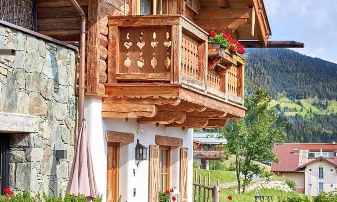 Hundsdorfl Apartment | Chalet for 6-9 people (3 bedrooms, 3 bathrooms) - Almdorf Flachau and Promi Alm