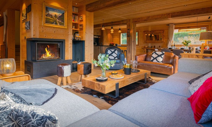 Les Villards-sur-Thones Ski Chalet | Chalet Bonnevie - family home for 10, spa & mountain views - OVO Network