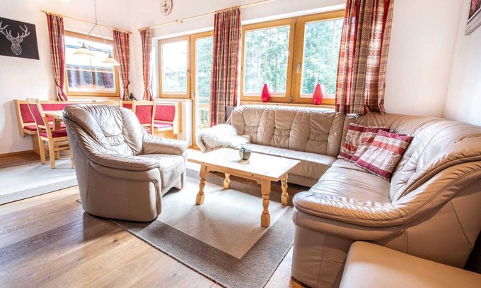 Hochkrimml House | Chalet Hochkrimml with sauna on the ski slope