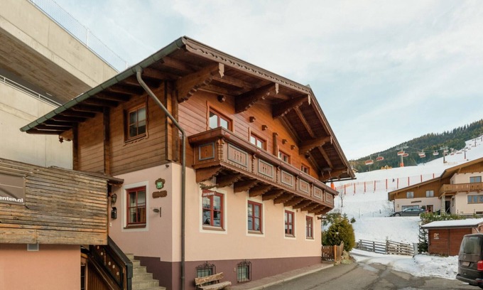 Dienten am Hochkoenig Ski Chalet | Chalet in Dienten on Hochkönig Ski Slopes