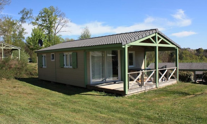 Beynat Ski Chalet | Chalet in leisure residence, comfortable, 2 bedrooms, large terrace,