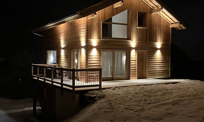 Puy-Saint-Vincent Ski Chalet | Chalet in the mountains. 5 minutes from the slopes