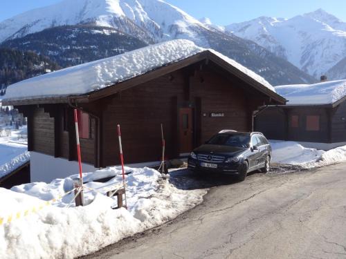 Fiesch Ski Chalet | Chalet in Wiler near Ski Lift & Views
