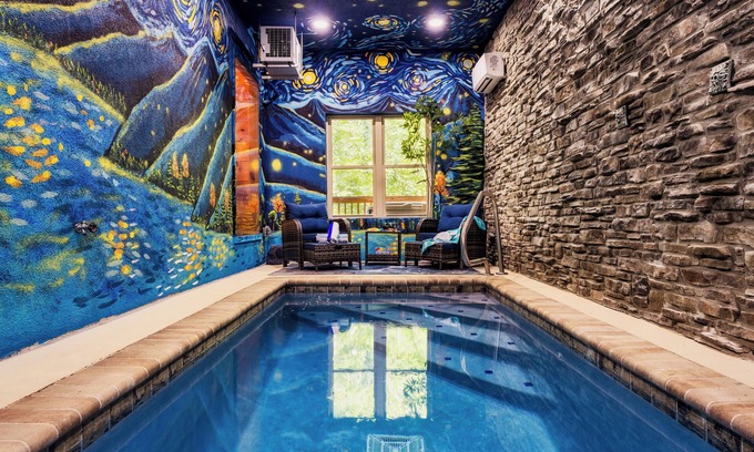Pigeon Forge Ski Chalet | CHALET~ indoor private POOL~Arcades~PIZZA oven~ESPRESSO~2 Kings~nSauna~Pkwy2mins