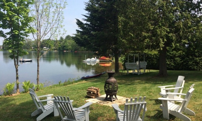 Saint-Jean-de-Matha House | Chalet Lac Vert: lakefront & spa