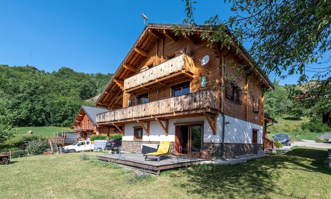 Villarembert Apartment | Chalet le Chardon Bleu