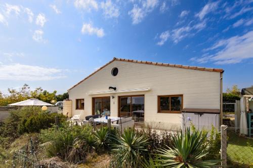 Le Verdon-sur-Mer House | Chalet Les Pieds Dans L'eau