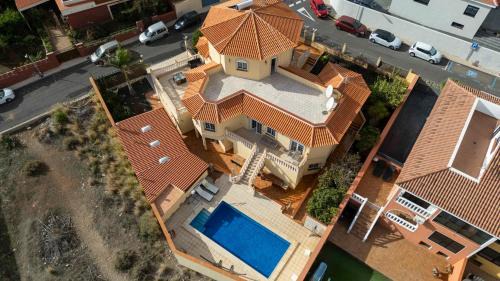 Candelaria House | Chalet Luxury