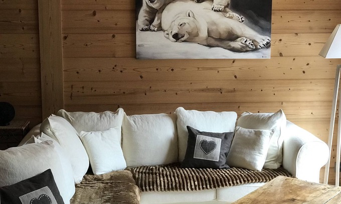 Les Bossons Ski Chalet | Chalet Mitoyen Face à Laiguille du Midi